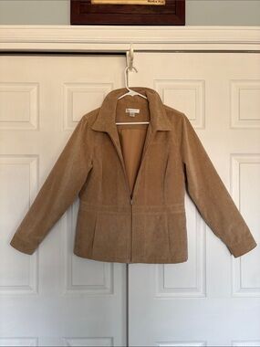 Classic Women's Corduroy Zip-Front Jacket - Tan